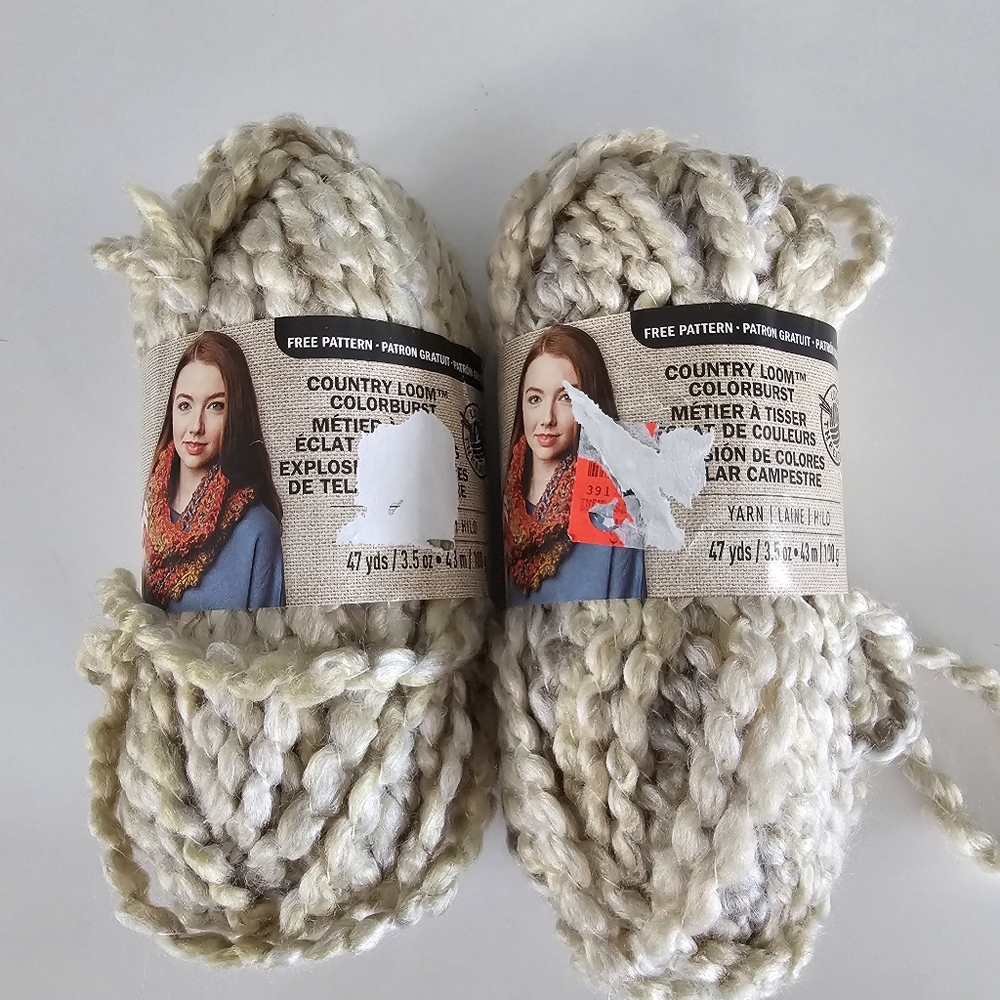 Lot 2 Skeins Loops & Threads Country Loom Colorburst Yarn #6 Soft Cream Discont